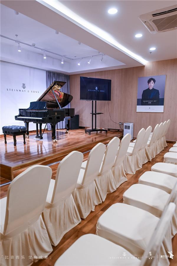 四川盛音樂(lè)器|名師手把手教你彈鋼琴